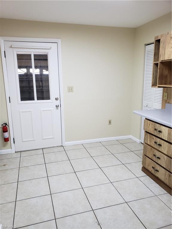 SAN CARLOS PARK - Residential Lease