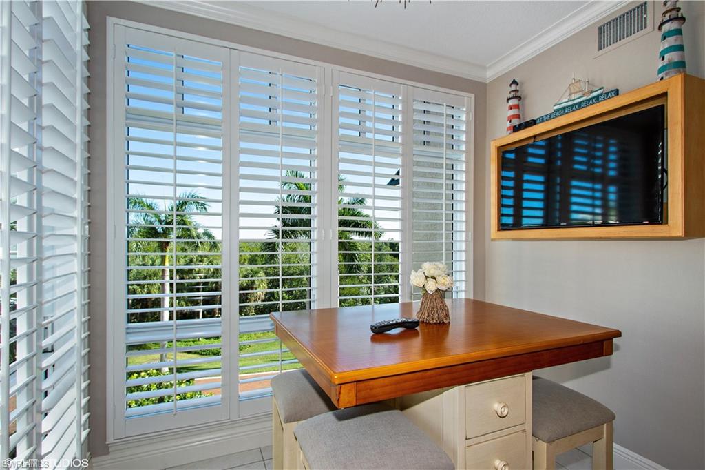 BAREFOOT BEACH CLUB - Residential