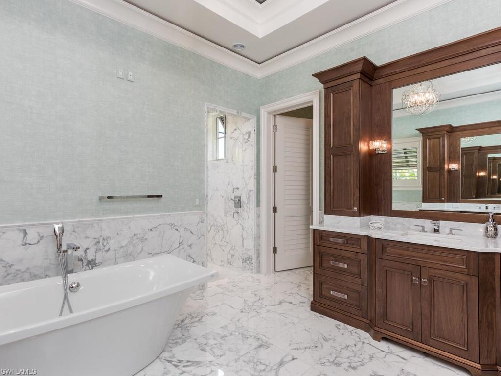 AQUALANE SHORES - Residential