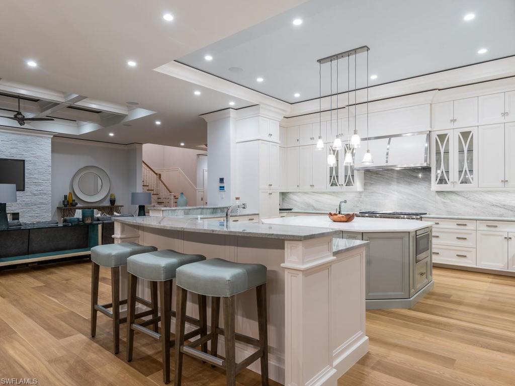 AQUALANE SHORES - Residential