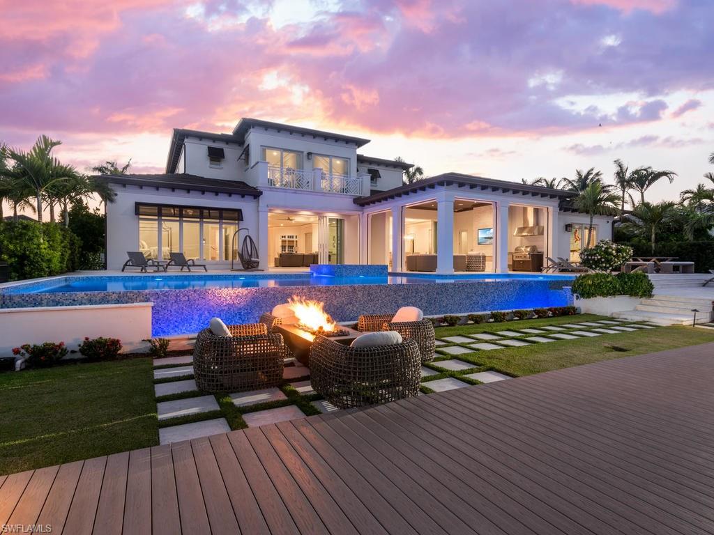 AQUALANE SHORES - Residential