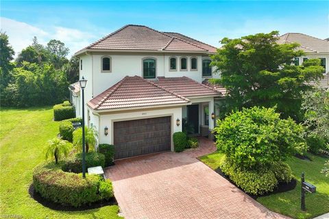 2863 Coco Lakes DR NAPLES FL 34105