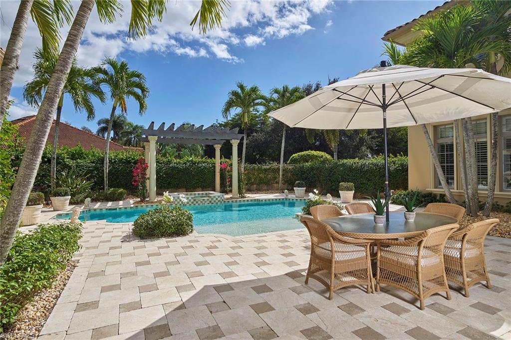 ESTATES AT GREY OAKS - Residential