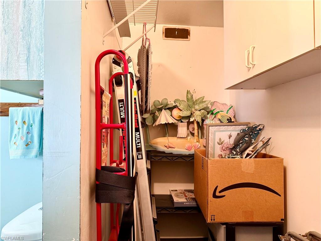 IMPERIAL WILDERNESS - Residential