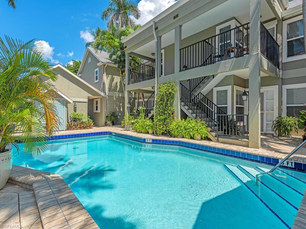 PARKVIEW OF NAPLES - Residential