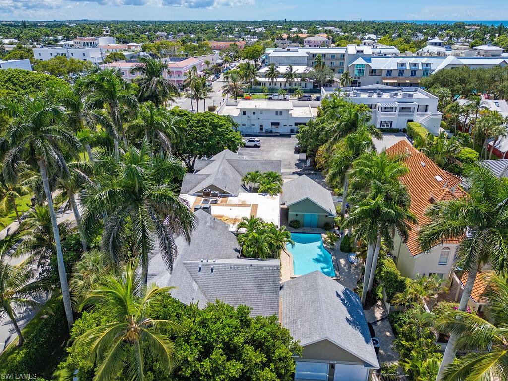 PARKVIEW OF NAPLES - Residential