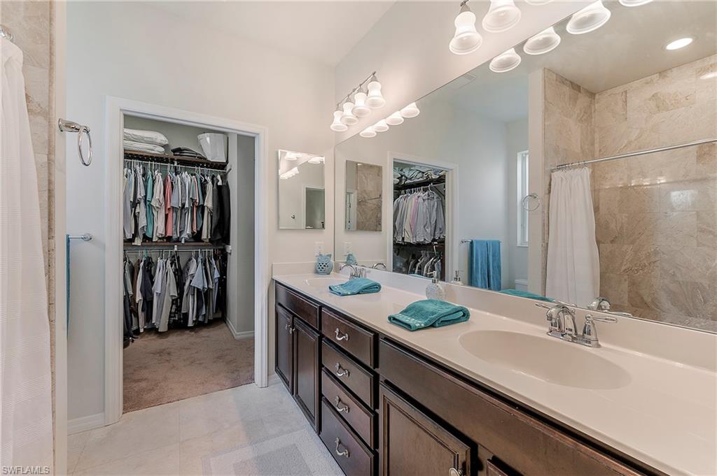 VILLAGE WALK OF BONITA SPRINGS - Residential