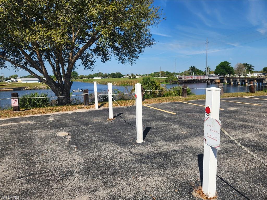 MOORE HAVEN - Residential