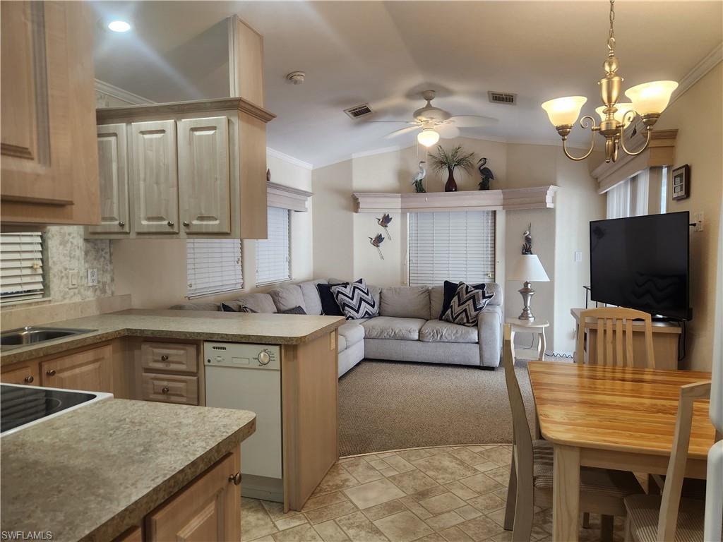 MOORE HAVEN - Residential