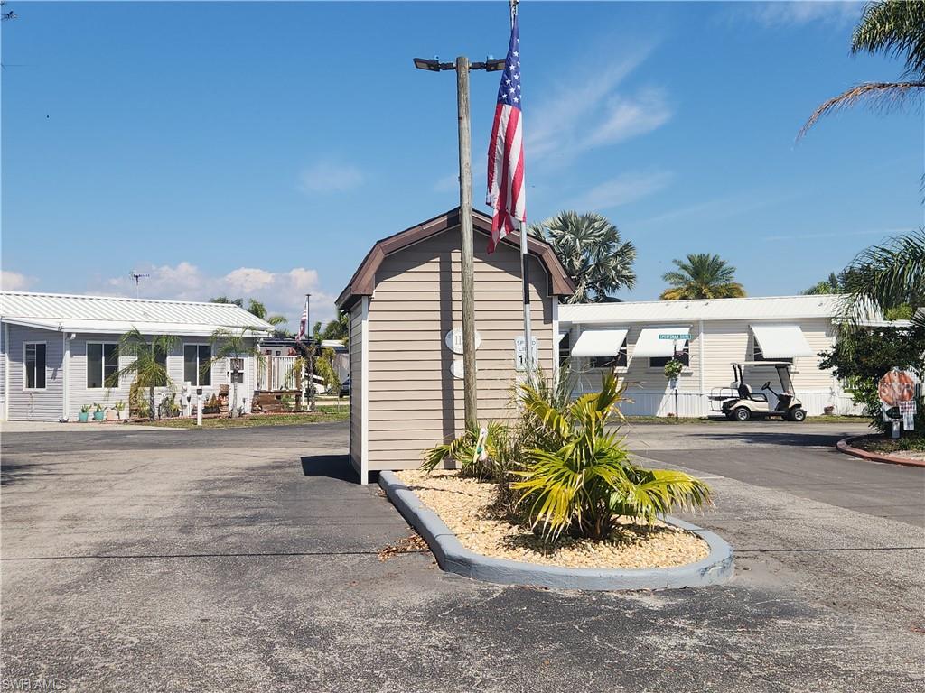 MOORE HAVEN - Residential