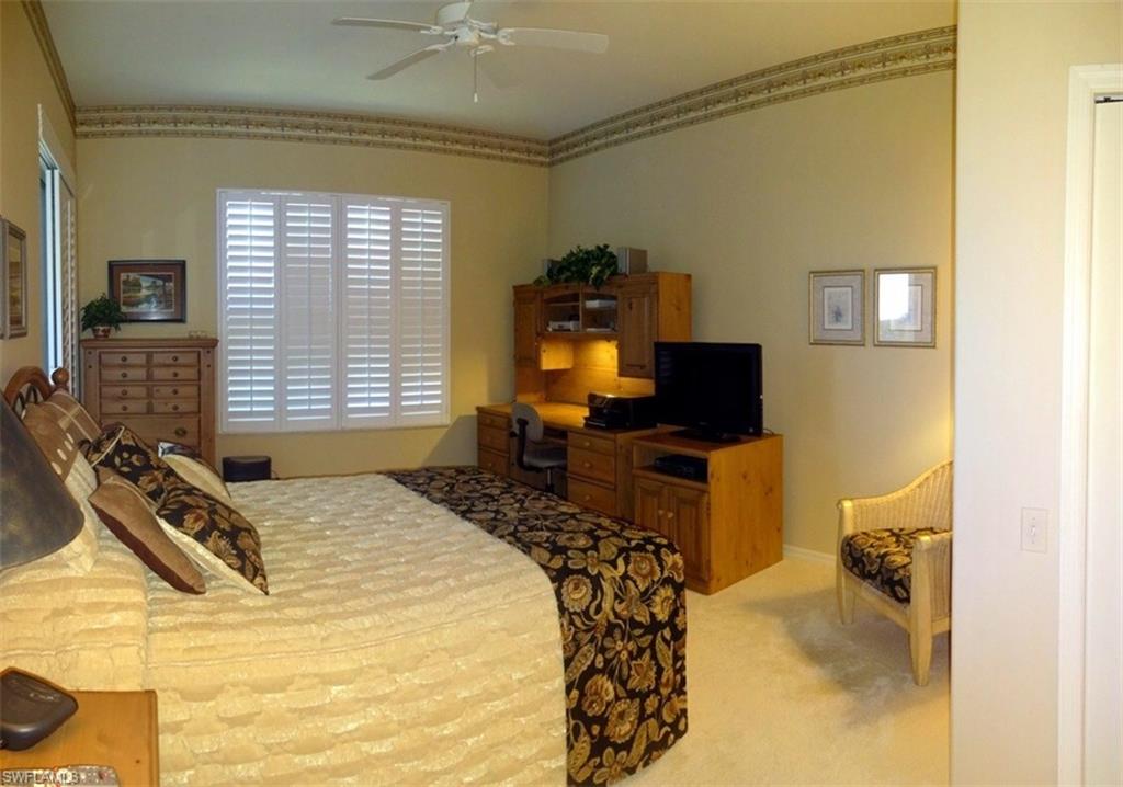 SUTTON WALK - Residential