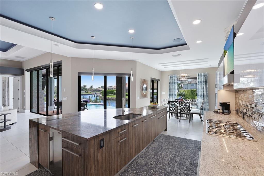 MARCO ISLAND - Residential