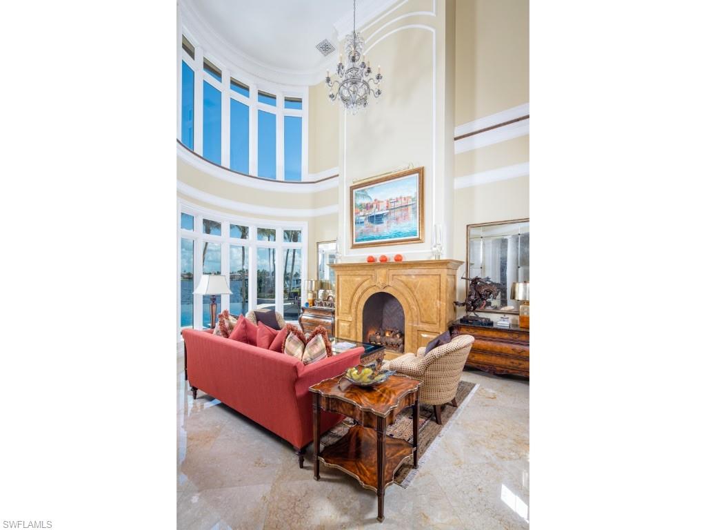 AQUALANE SHORES - Residential