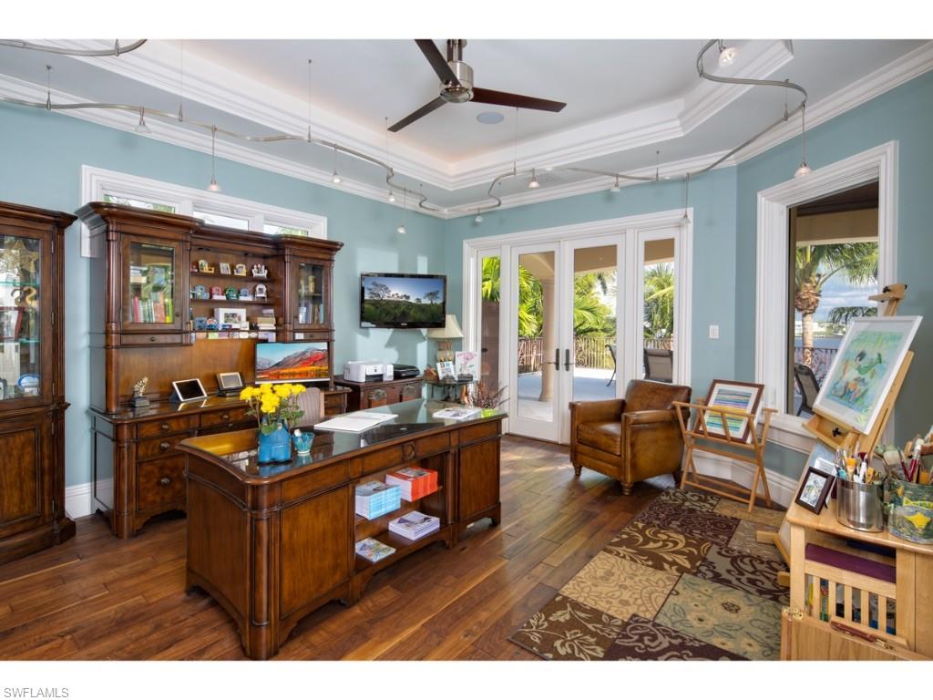 AQUALANE SHORES - Residential