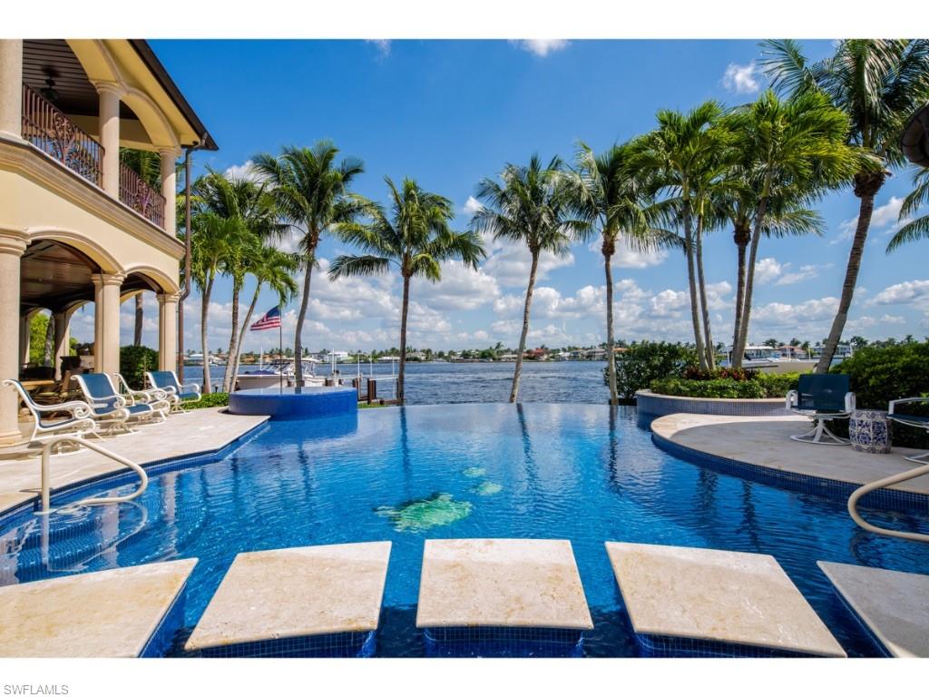 AQUALANE SHORES - Residential