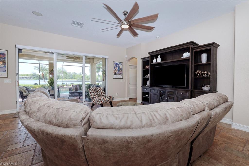 SANDOVAL - Residential