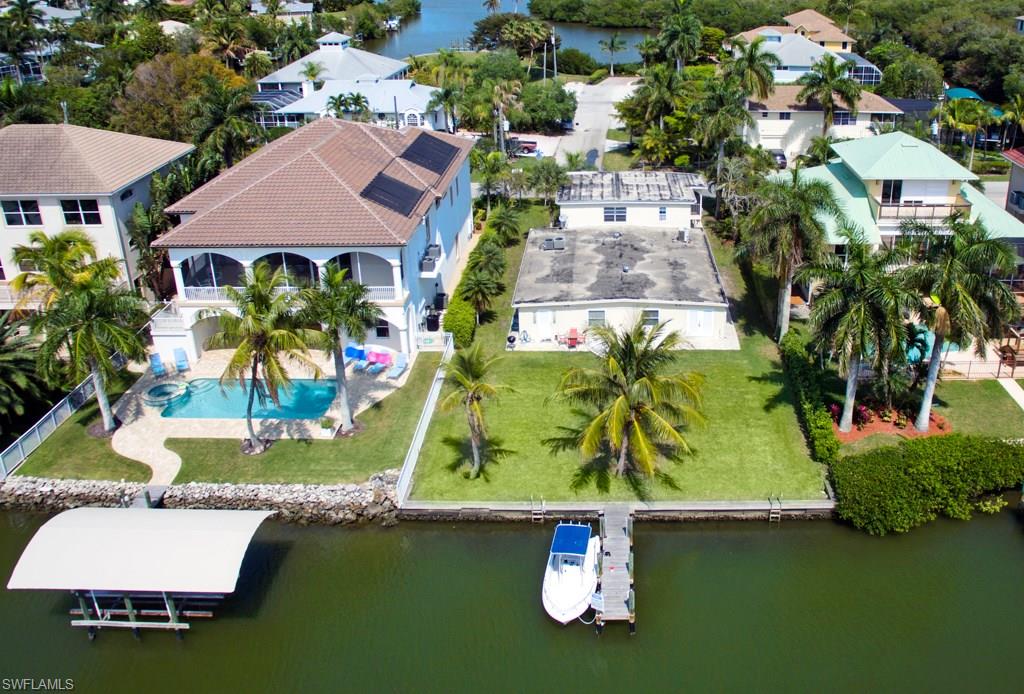 CAROLANDS - Residential