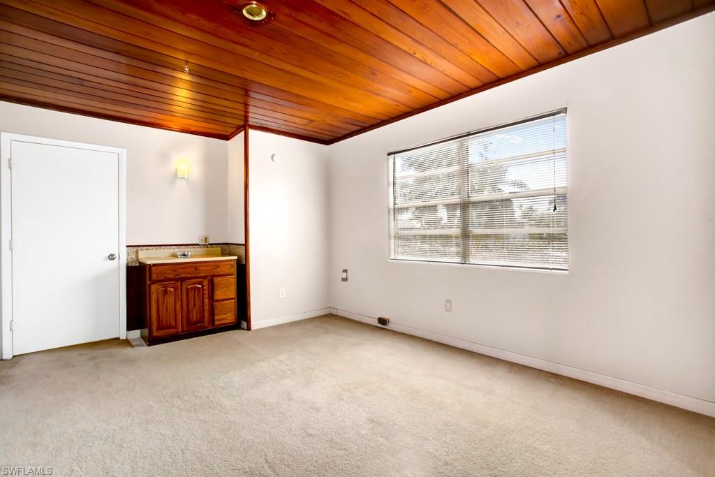 CAROLANDS - Residential