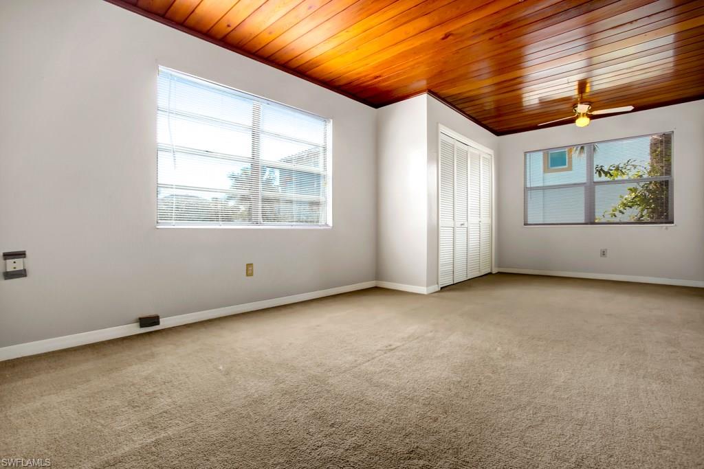 CAROLANDS - Residential