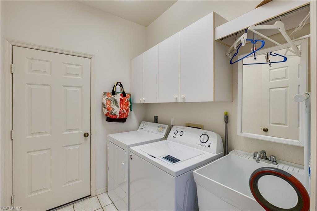 THE GROVE - Residential