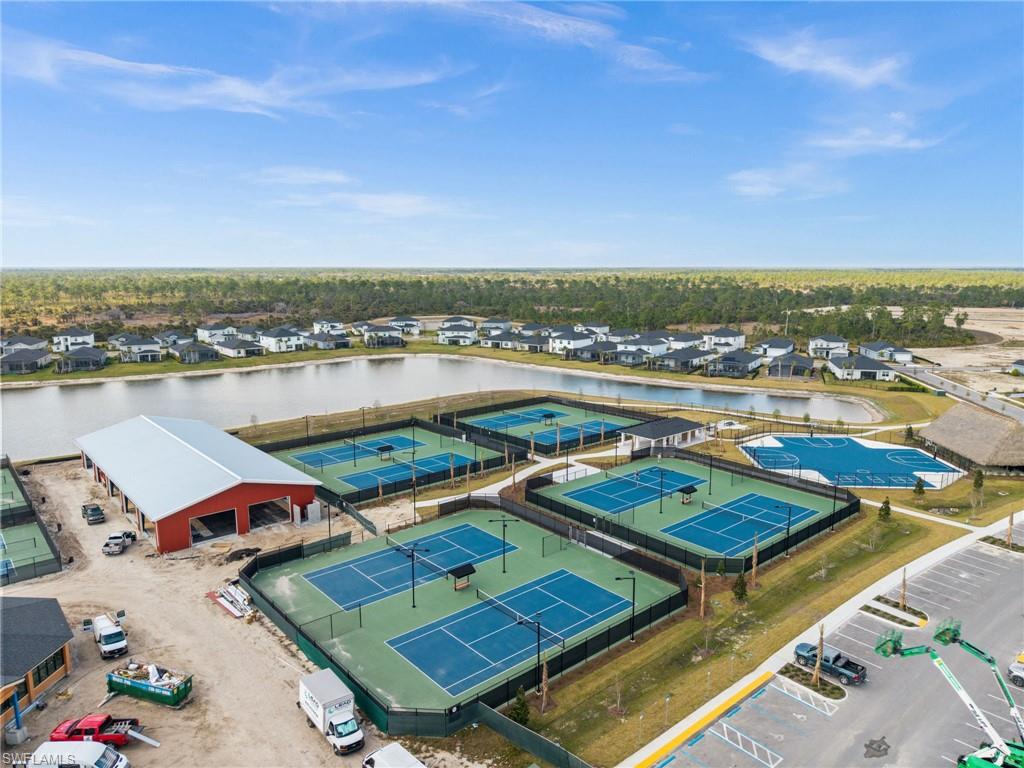 TUCKERS COVE - Residential