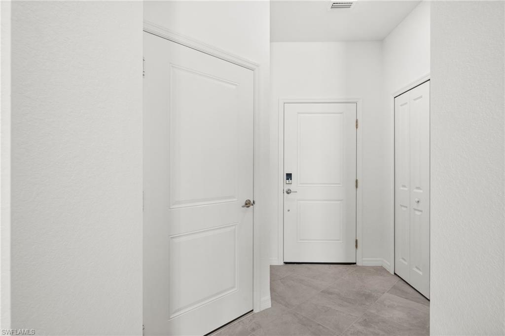 TUCKERS COVE - Residential