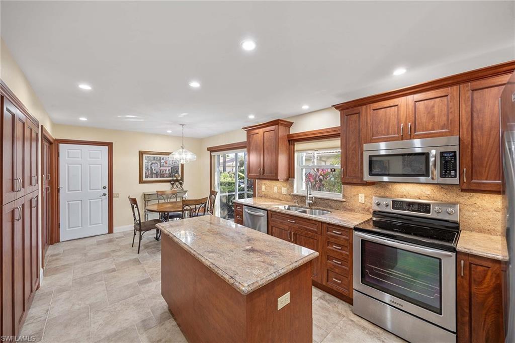 WORTHINGTON - Residential