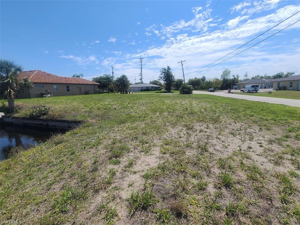 CAPE CORAL - Land