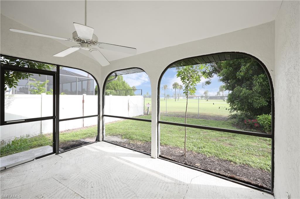 SAN CARLOS PARK - Residential