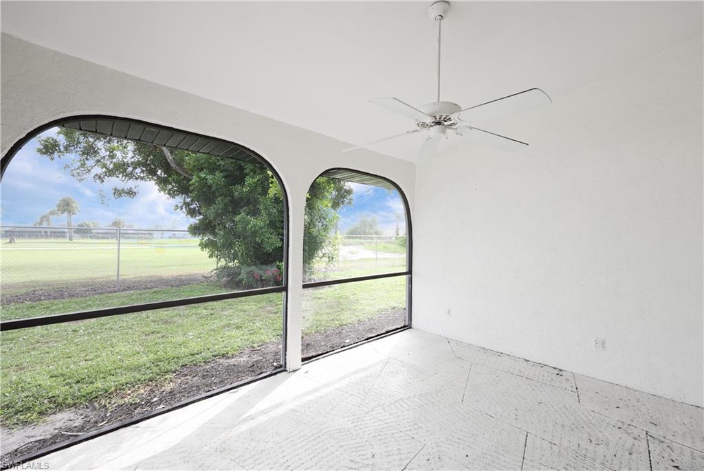 SAN CARLOS PARK - Residential