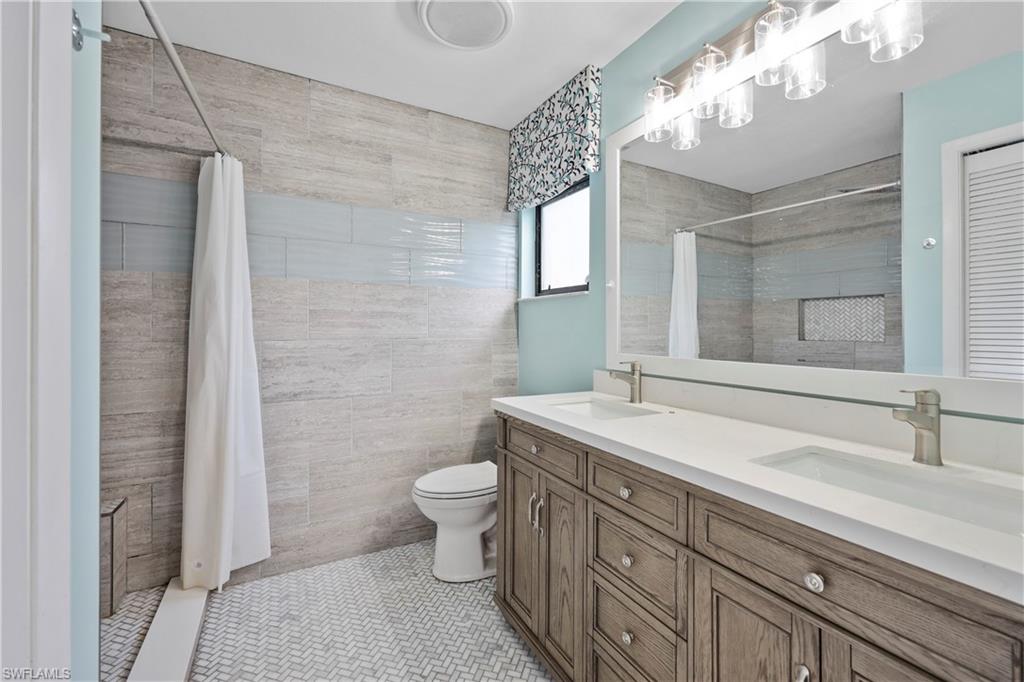 SAN CARLOS PARK - Residential