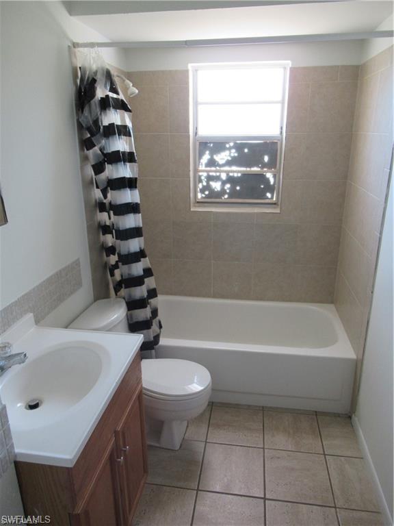 SAN CARLOS PARK - Residential