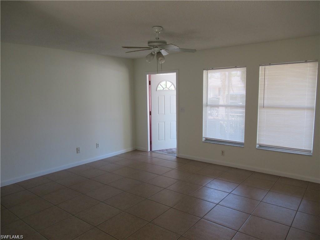 SAN CARLOS PARK - Residential