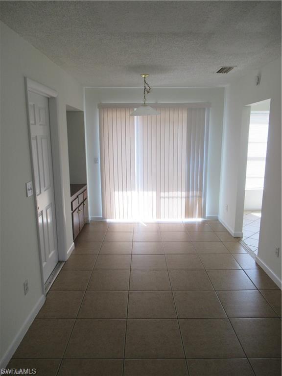 SAN CARLOS PARK - Residential