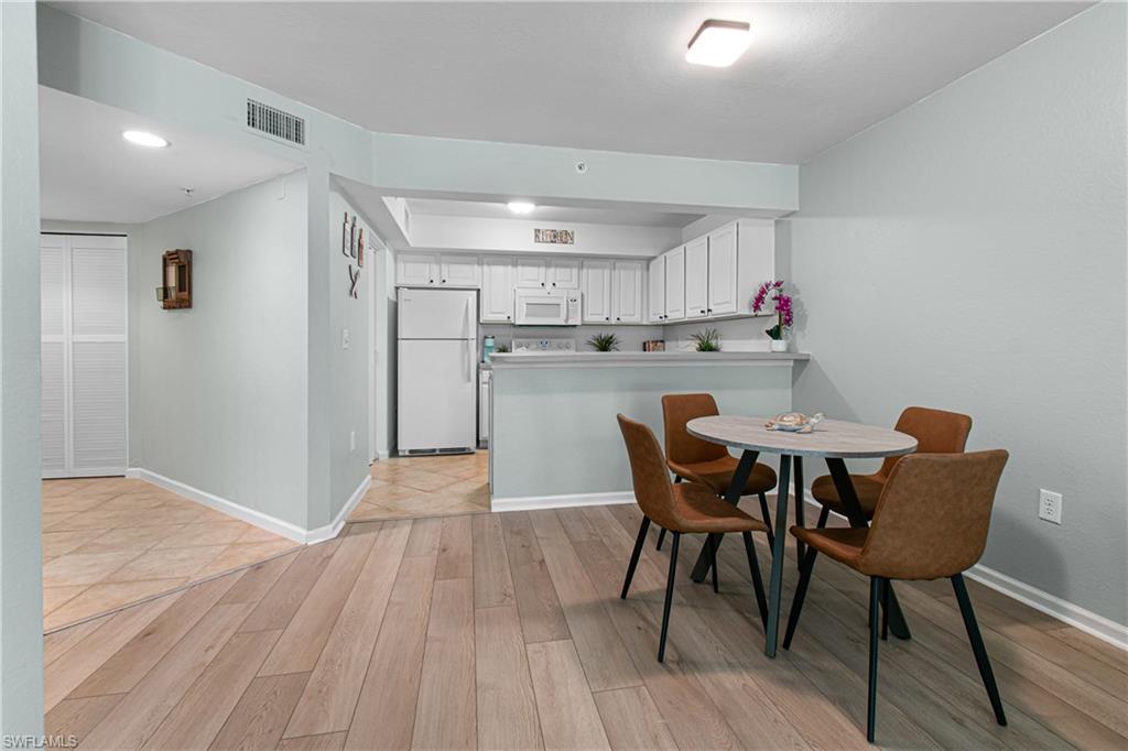 THE RESIDENCE - Residential