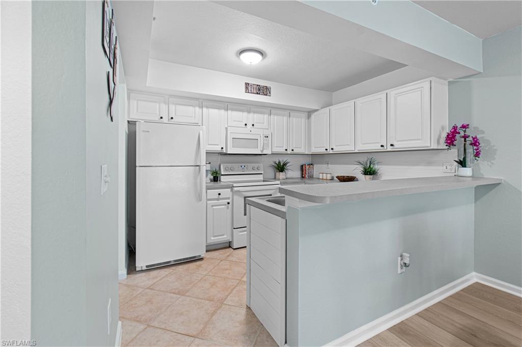 THE RESIDENCE - Residential