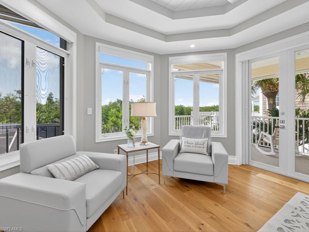 HIDEAWAY BEACH - Residential