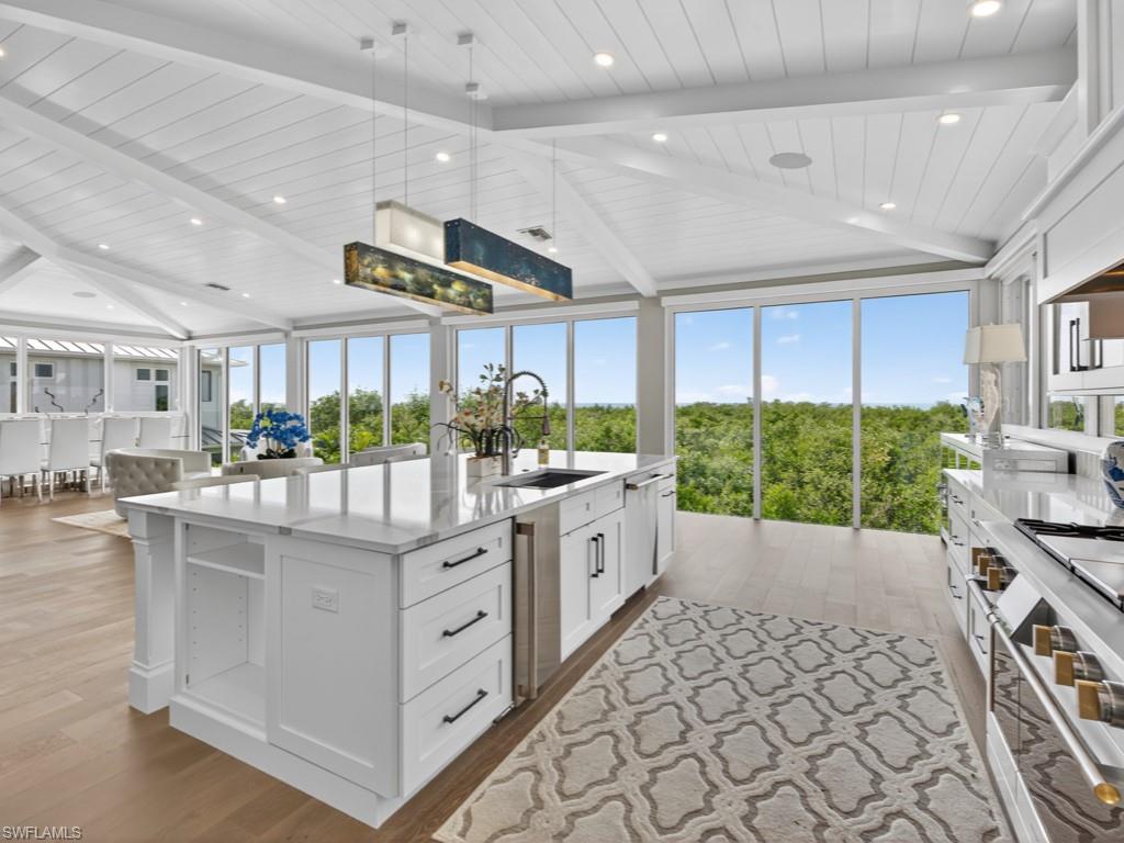 HIDEAWAY BEACH - Residential