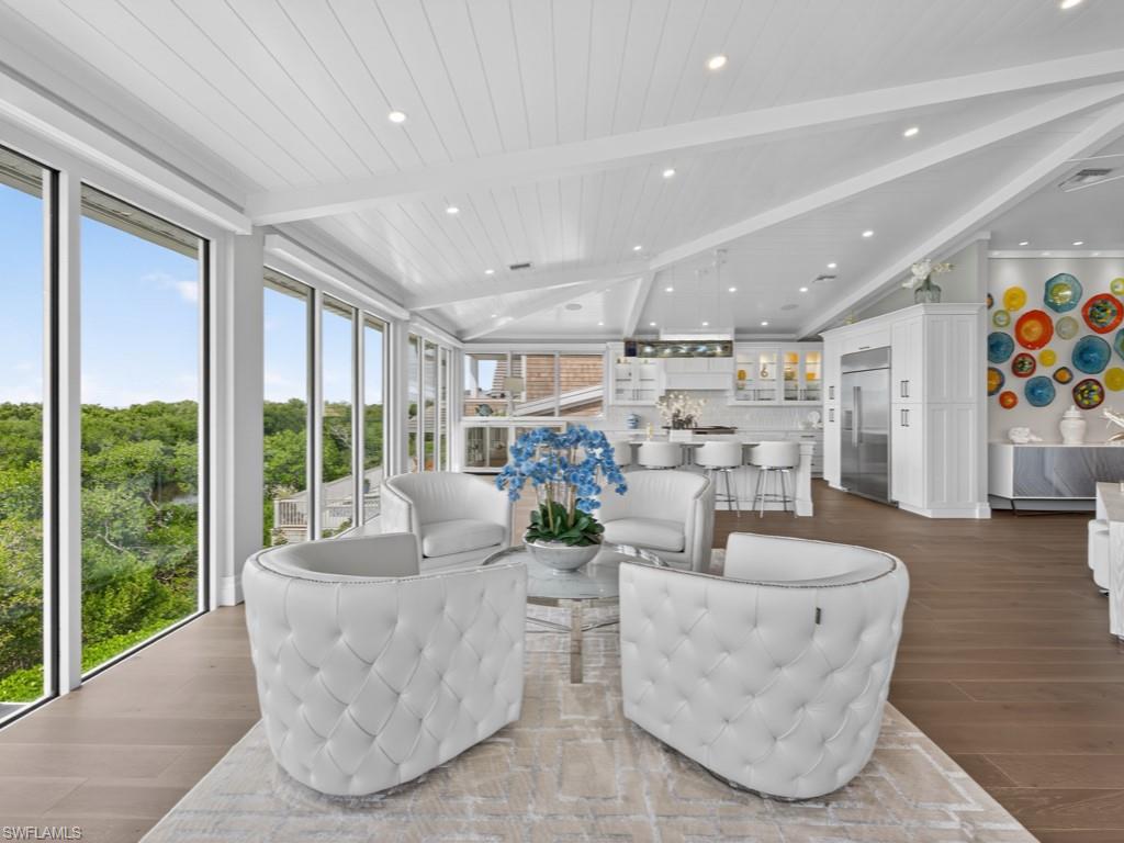 680 Waterside DR