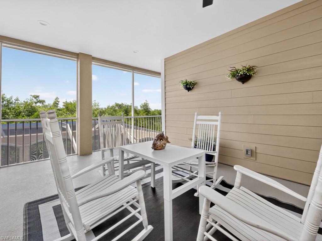 HIDEAWAY BEACH - Residential