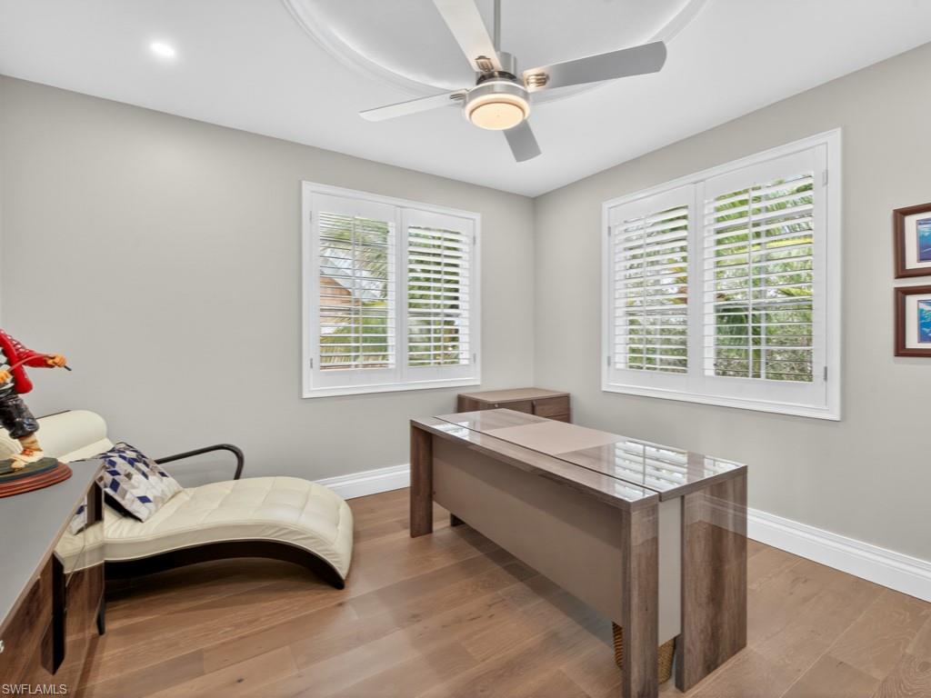 HIDEAWAY BEACH - Residential