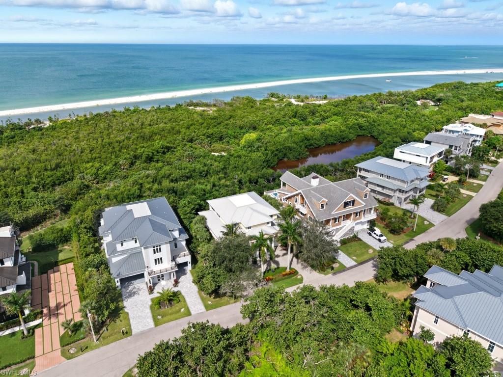 HIDEAWAY BEACH - Residential