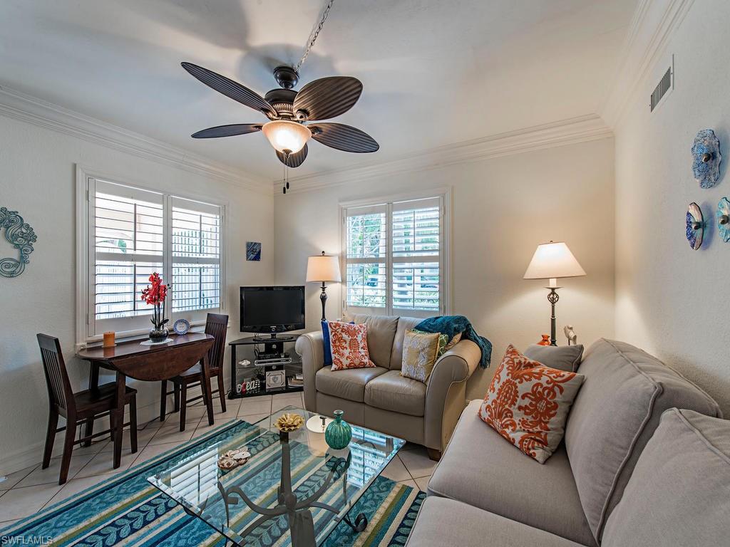 CASTLETON GARDENS - Residential