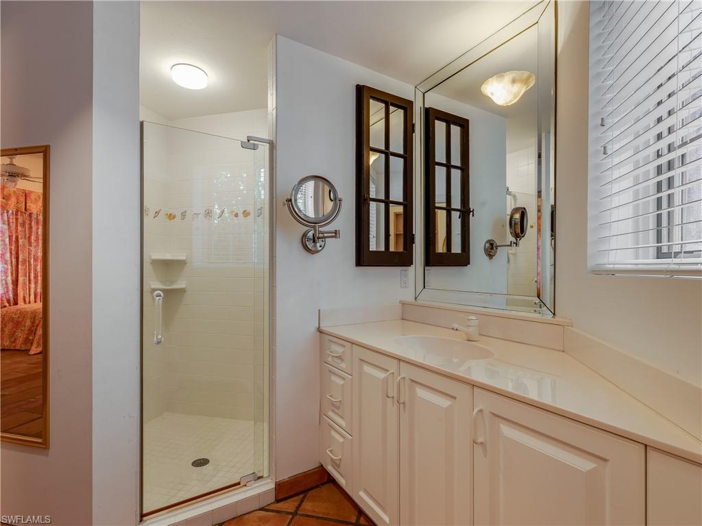 DICKEYS JOHN R SUBD - Residential