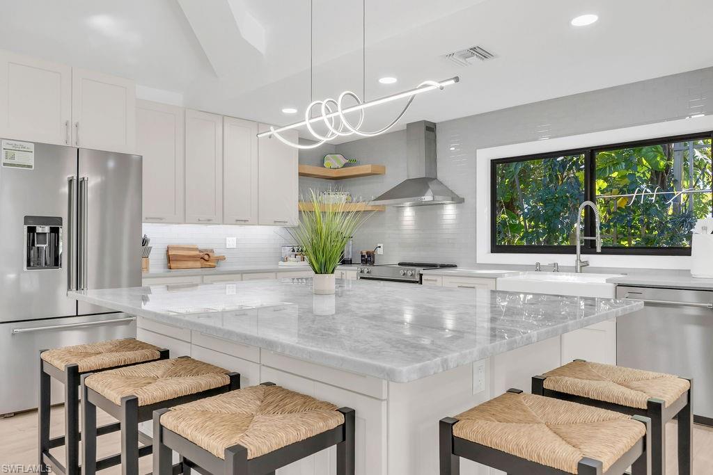 GOLDEN GATE ESTATES - Residential