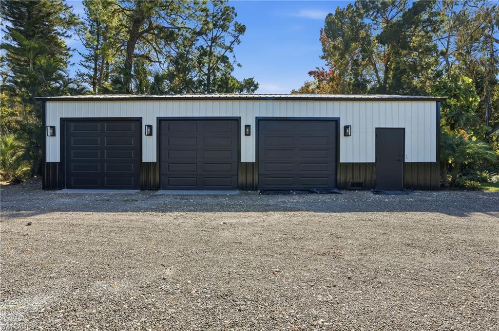 GOLDEN GATE ESTATES - Residential