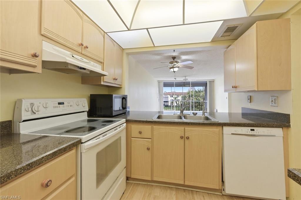 FOREST LAKES - Residential