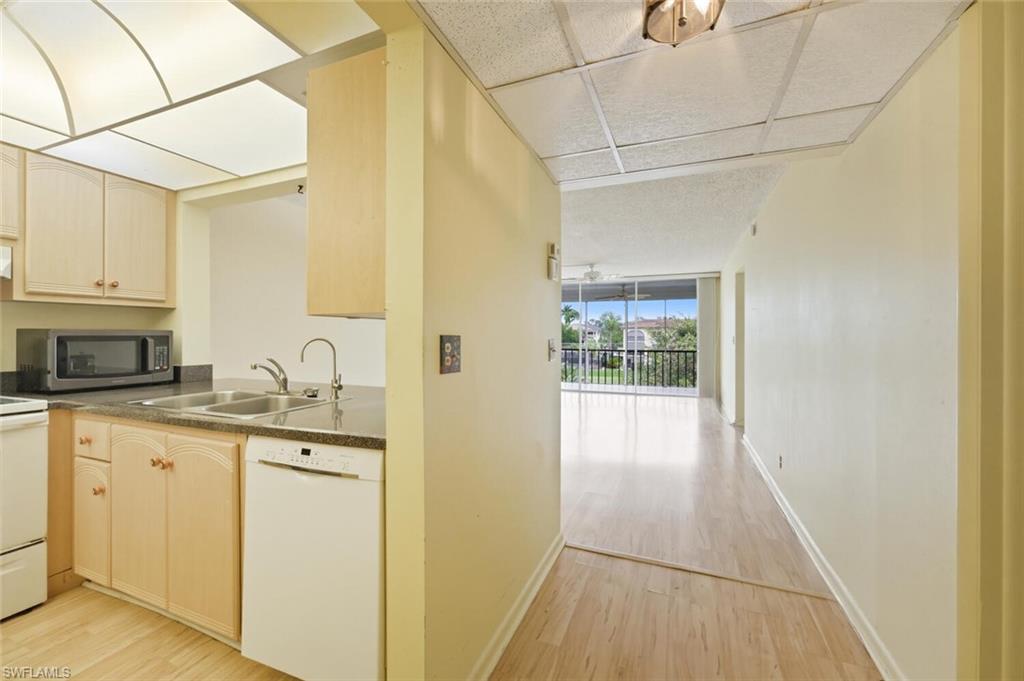 FOREST LAKES - Residential