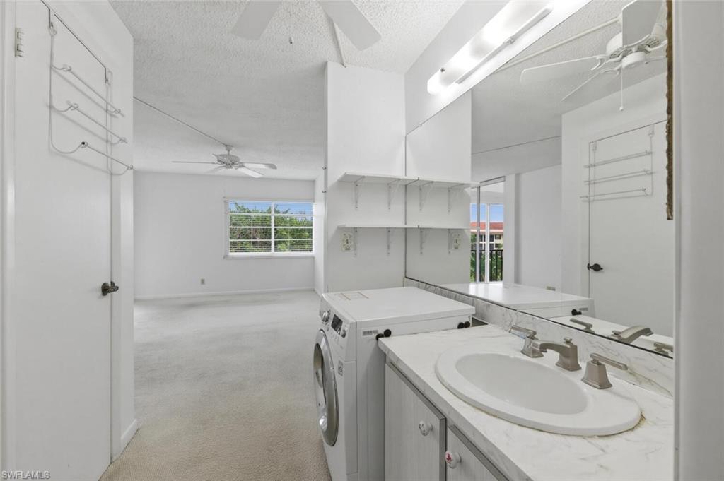 FOREST LAKES - Residential