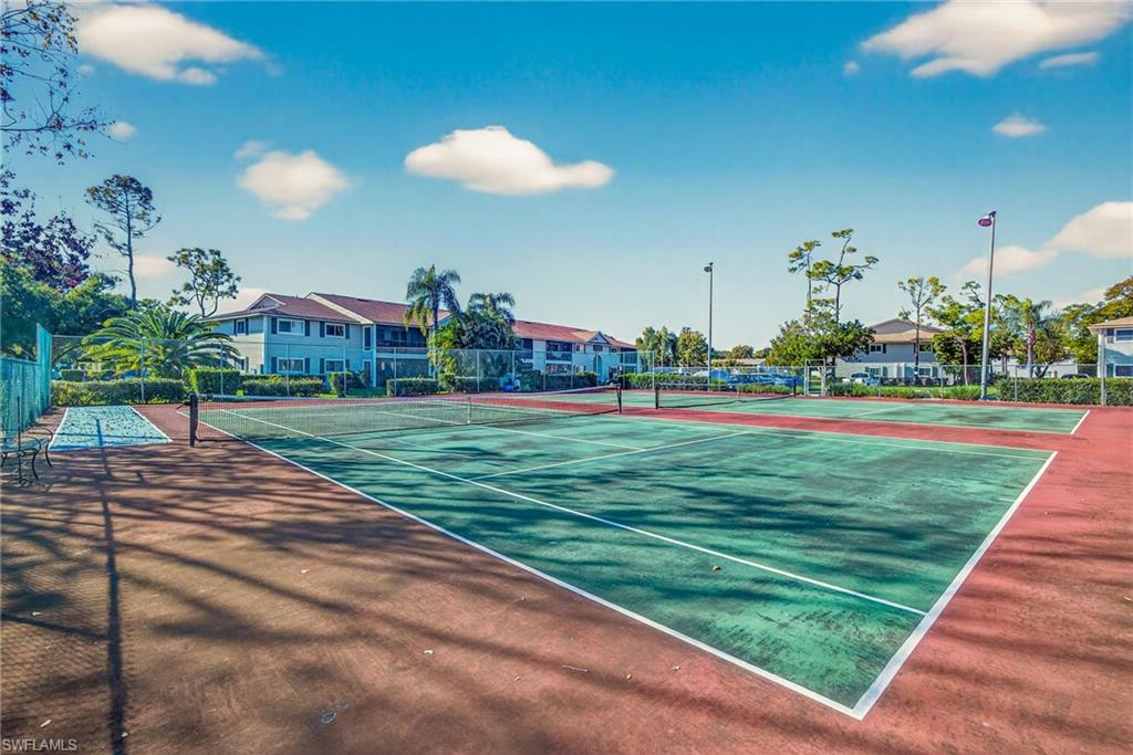 SUMMERLIN WOODS - Residential